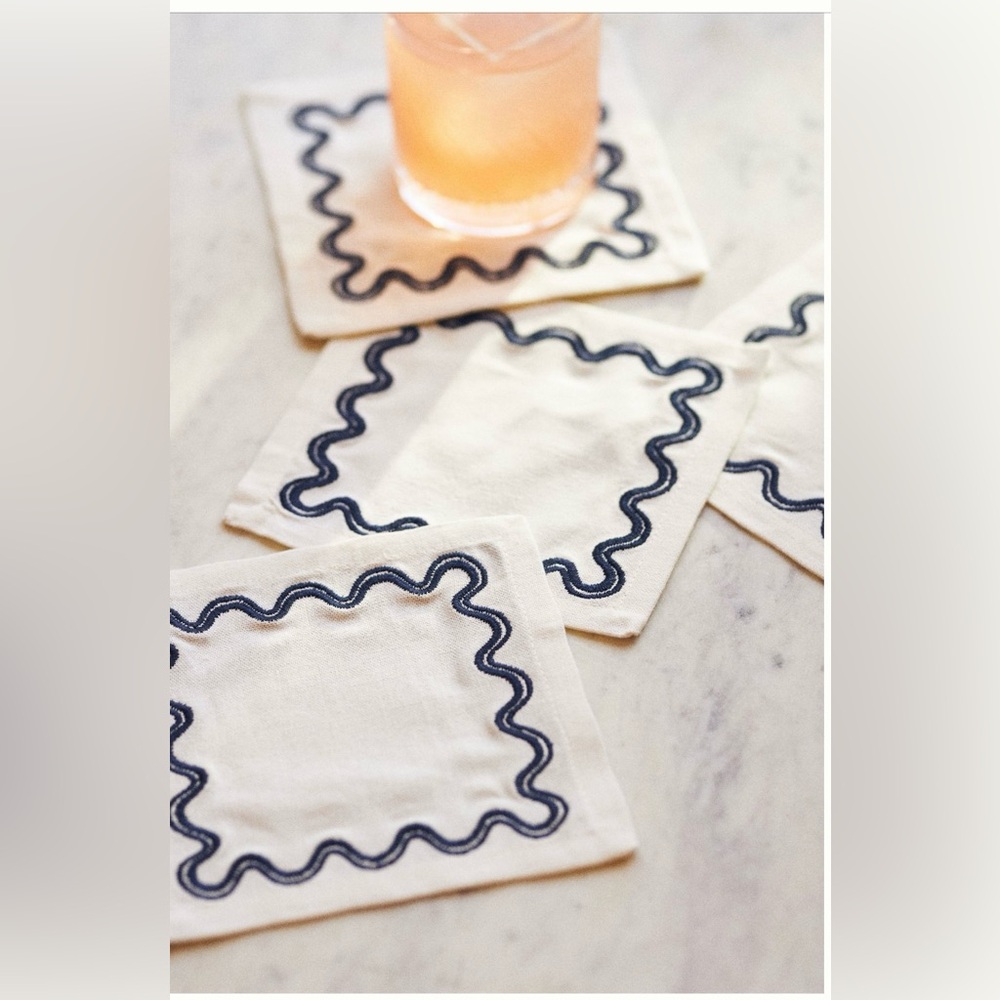 Anthropologie Madeline Cocktail Napkins - Thumbnail 2